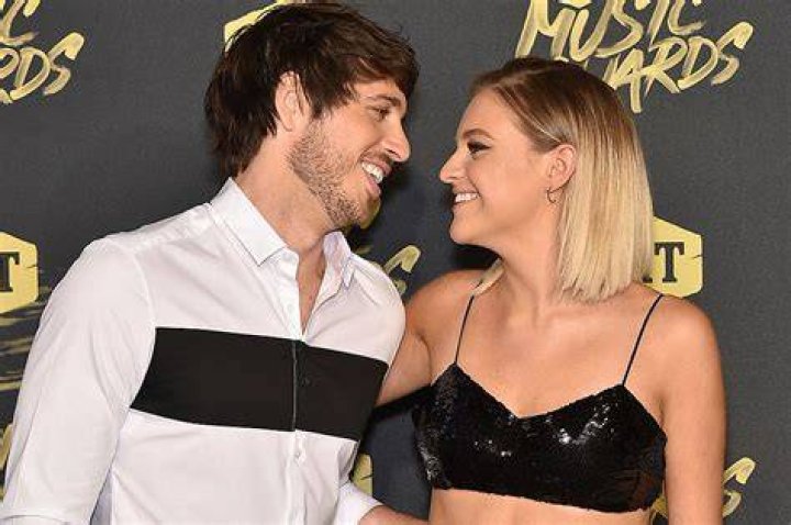Kelsea Ballerini Morgan Evans Split After Nearly 5 Years Marriage