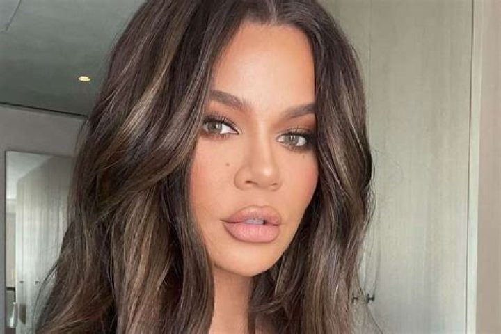 khloe kardashian New Hair D2023