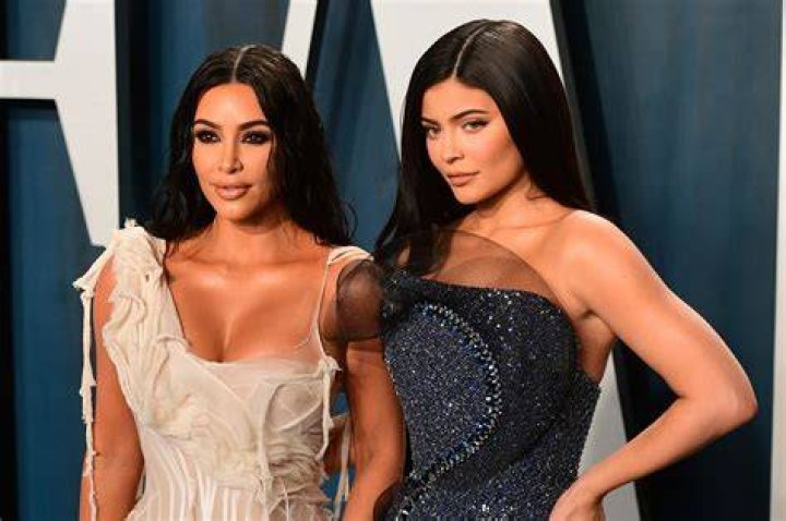 Kim Kardashian and Kylie Jenner Bake the Same Dessert While in Quarantine Instagram