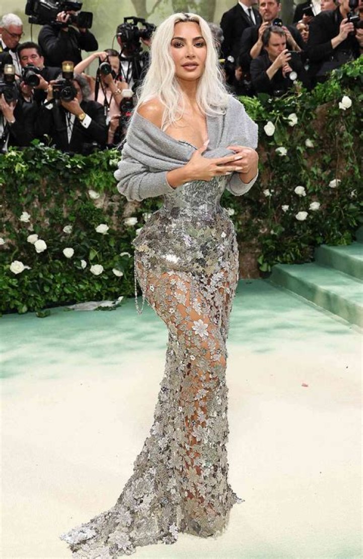 Kim Kardashian appeared to be snubbed by Anna Wintour at the Fendi fashion show in New York on Sunday