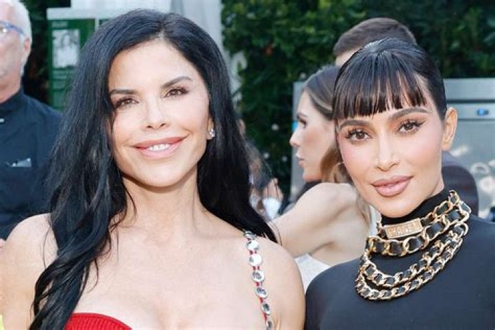 Kim Kardashian Lauren Sanchez Balenciaga Bidding War