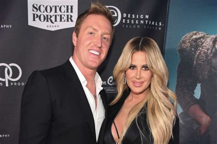 Kim-Zolciak-Biermann-Shared-a-Sweet-Family-Video-1-Day-Before-Filing-for-Divorce-From-Husband-Kroy-Biermann--Details-157