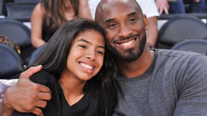  Kobe Bryant with daughter Gianna Bryant