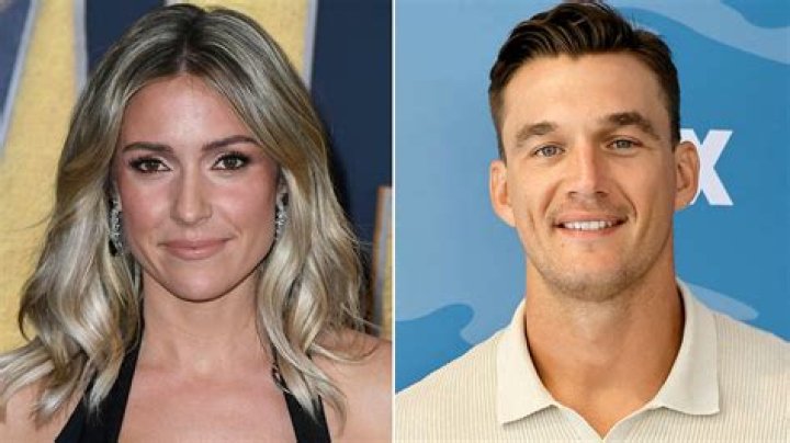 Kristin Cavallari and Bachelorette alum Tyler Cameron were spotted KISSING mid-photoshoot
