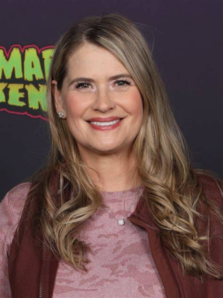 Kristy Swanson said she wants to be removed from John Hughes films if President Donald Trump is taken out of a Hughes movie