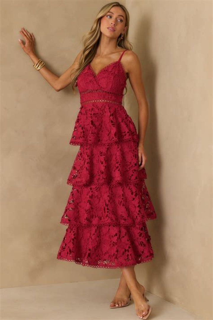 lace tiered maxi dress