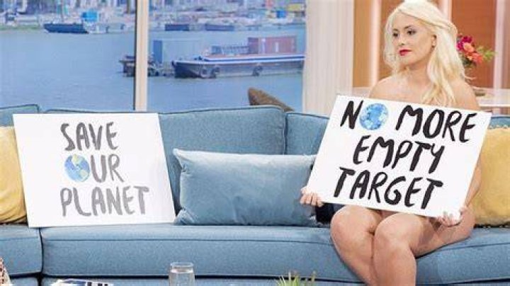 Laura Amherst bared all in a daring display