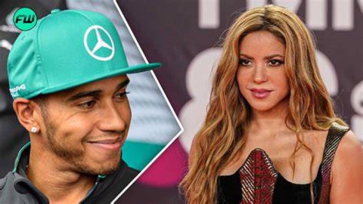 Lewis and Shakira were spotted cosying up in a restaraunt