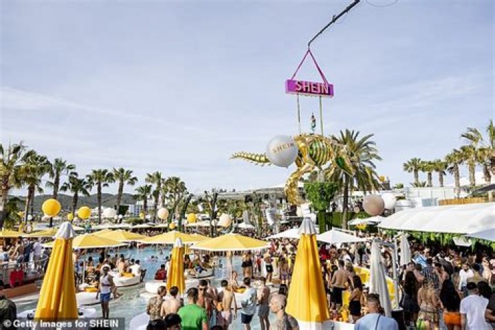 Lineker opened the O Beach Club in 2012
