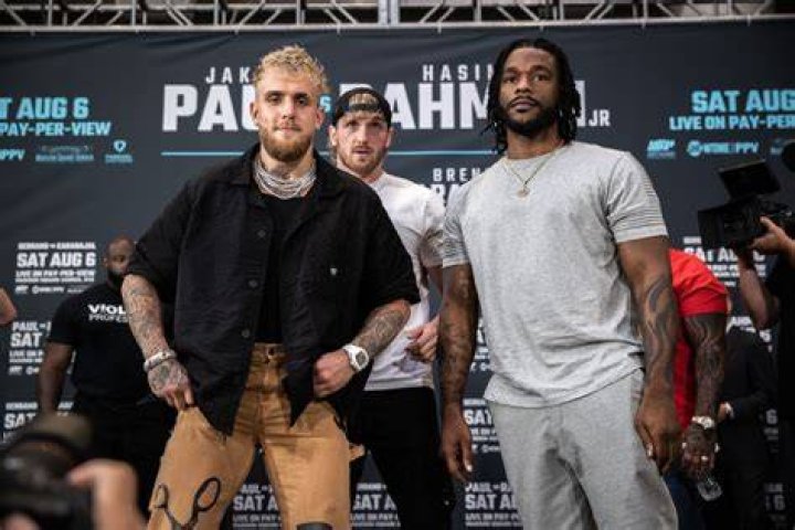 Logan Paul with Rahman and his brother Jake 