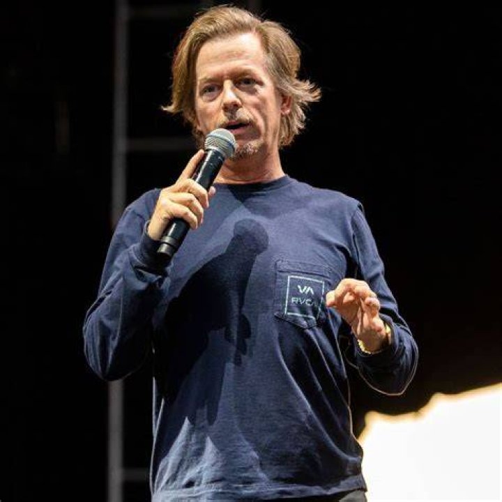 LOL! David Spade Goes Off About &lsquo;BiP&rsquo; Crabs, Living Conditions