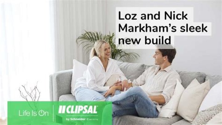 Loz Markham, from Berry, New South Wales, Australia shows off her incredible New South Wales home in Instagram