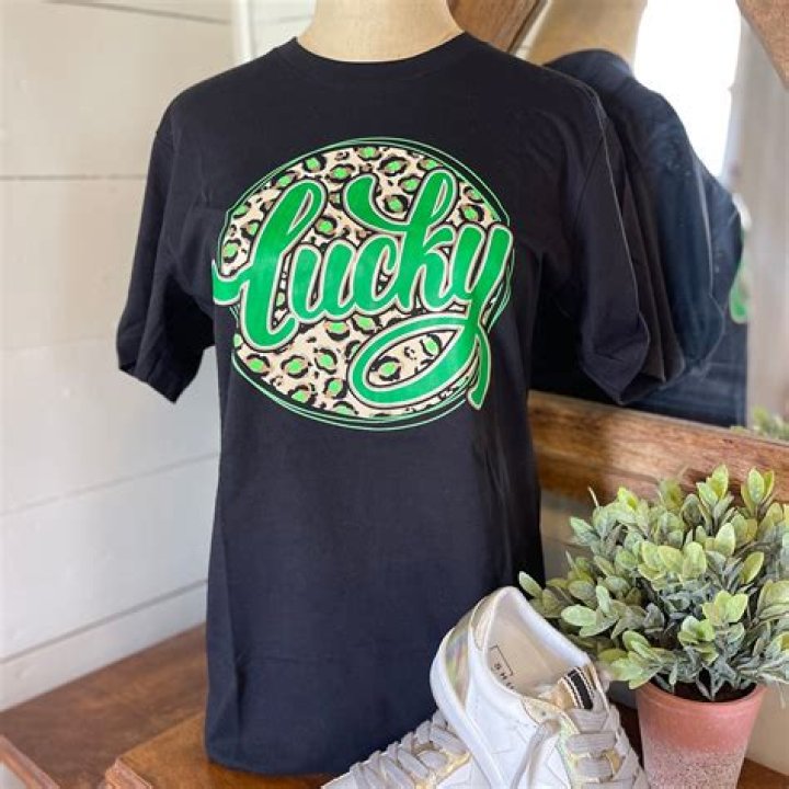 Lucky tee