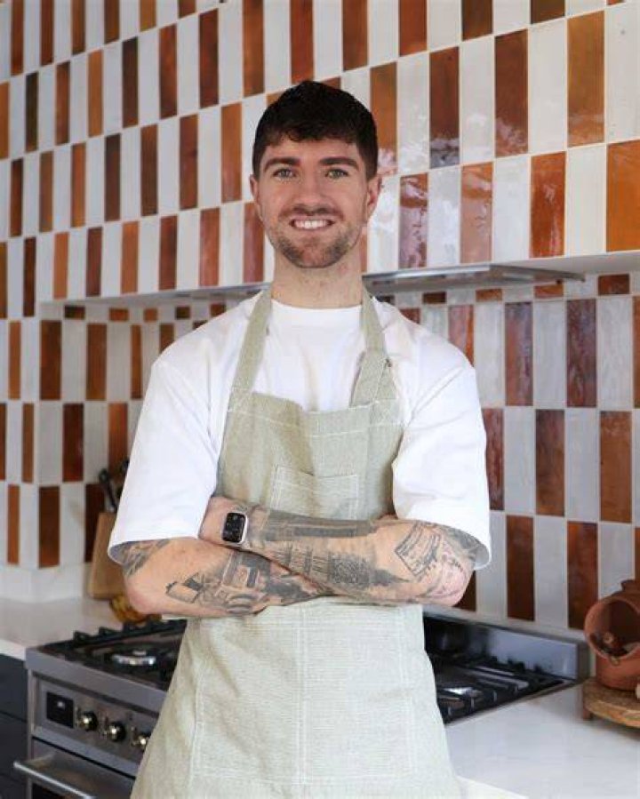 Luke Catleugh [Youtuber] Partner, Wiki, Age, Biography Net Worth, Instagram