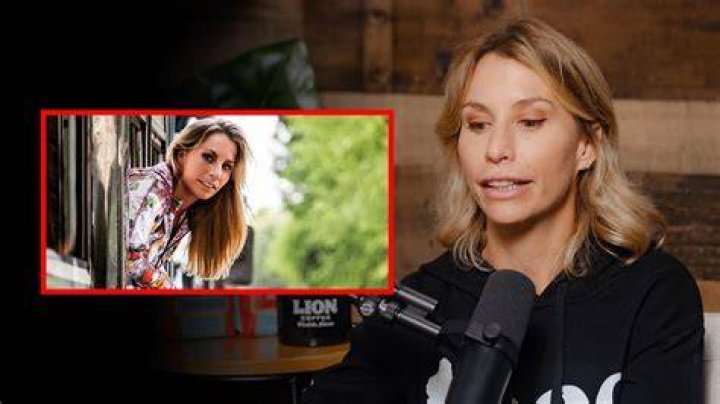 Lyssa revealed she did not see her father for over six years