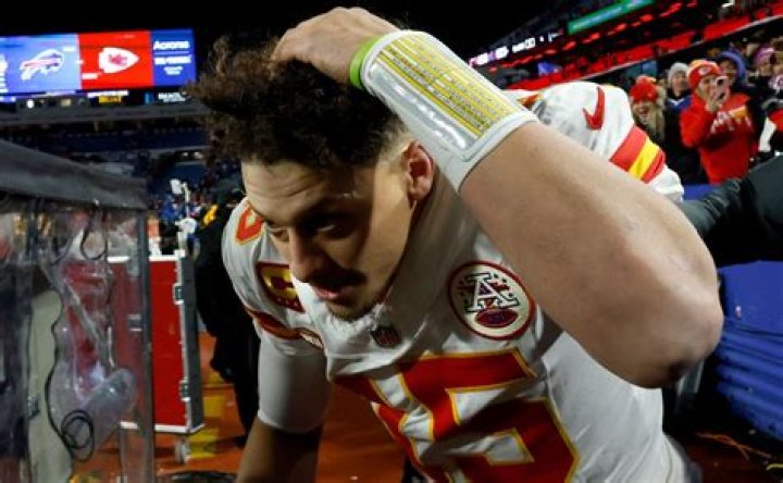 Mahomes has thrown for 3703 yards, 25 touchdowns, and 13 interceptions through 14 games.