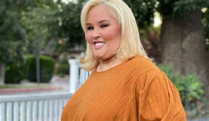  Mama June has been spotted selling multiple objects to make some money