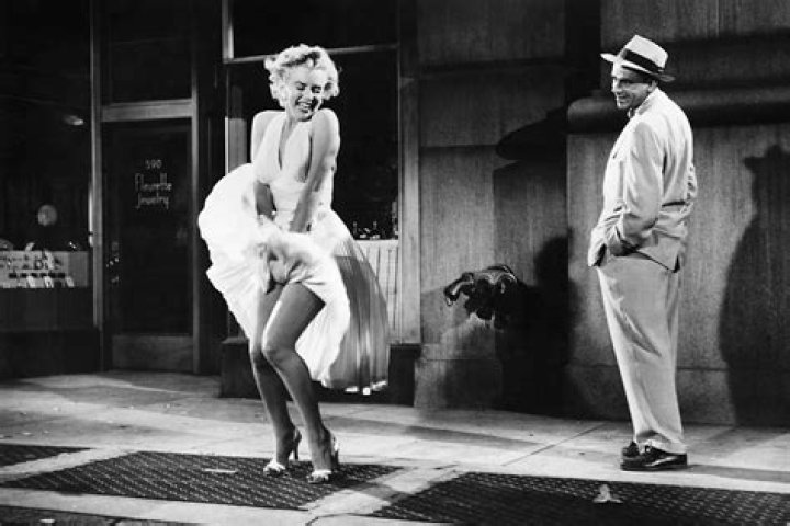  Marilyn Monroe starred on the cover of the first issue of Playboy in 1953