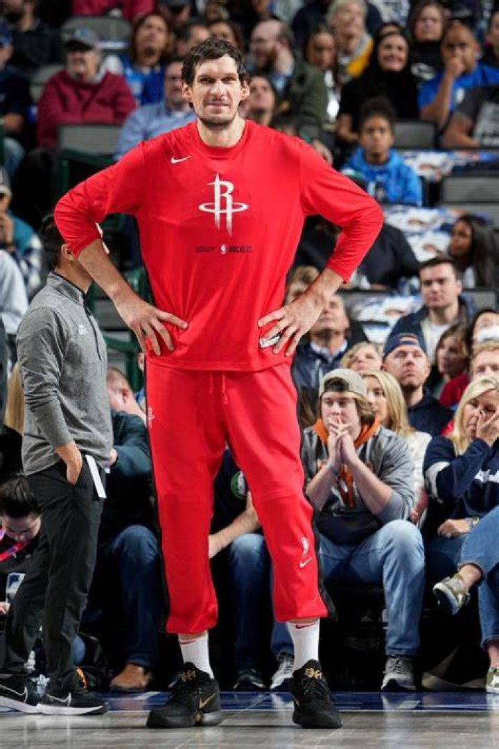 Marjonovic currently plays for the Rockets