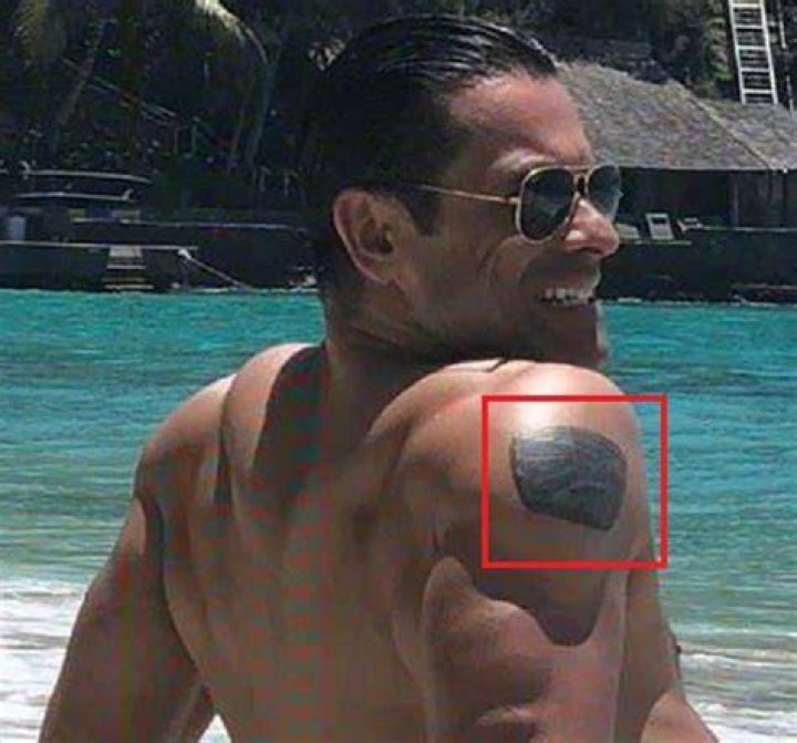 Mark Consuelos Celeb Tattoos New Bicep Skeleton
