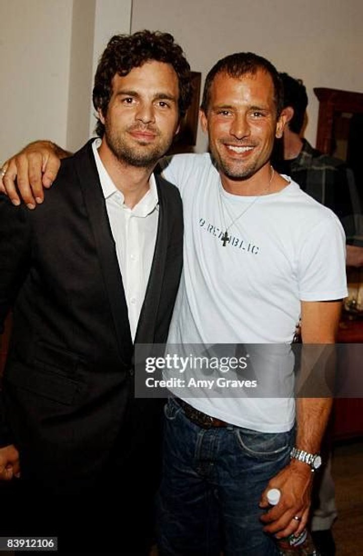 Mark Ruffalo and Scott Evans React to Brother Chris Evans Leaked Nude Pic