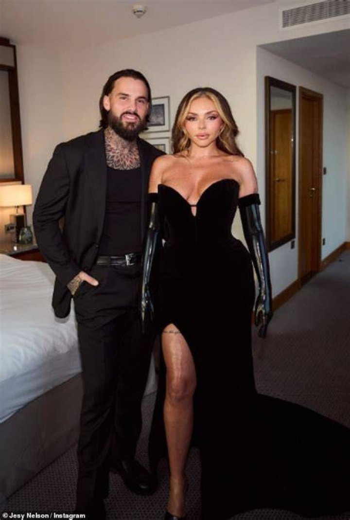 Max went Instagram official with Kelly in 2021 and called her his 'love and happiness'