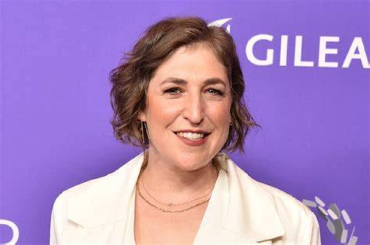 Mayim Bialik - who is replacing Ken Jennings in just days for the foreseeable future - was also made into a card