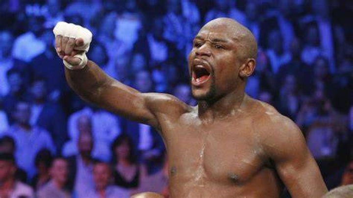  Mayweather was obviously keen on showing the world how much his jacket cost