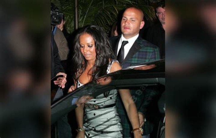 Mel&rsquo;s costly divorce battle with another ex, Stephen Belafonte, has dramatically dented her bank balance. Above, Mel and Stephen in 2016