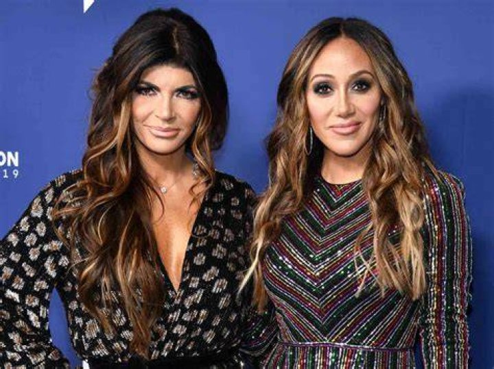Melissa-Gorga-and-Teresa-Giudice-End-Sprinkle-Cookie-Feud