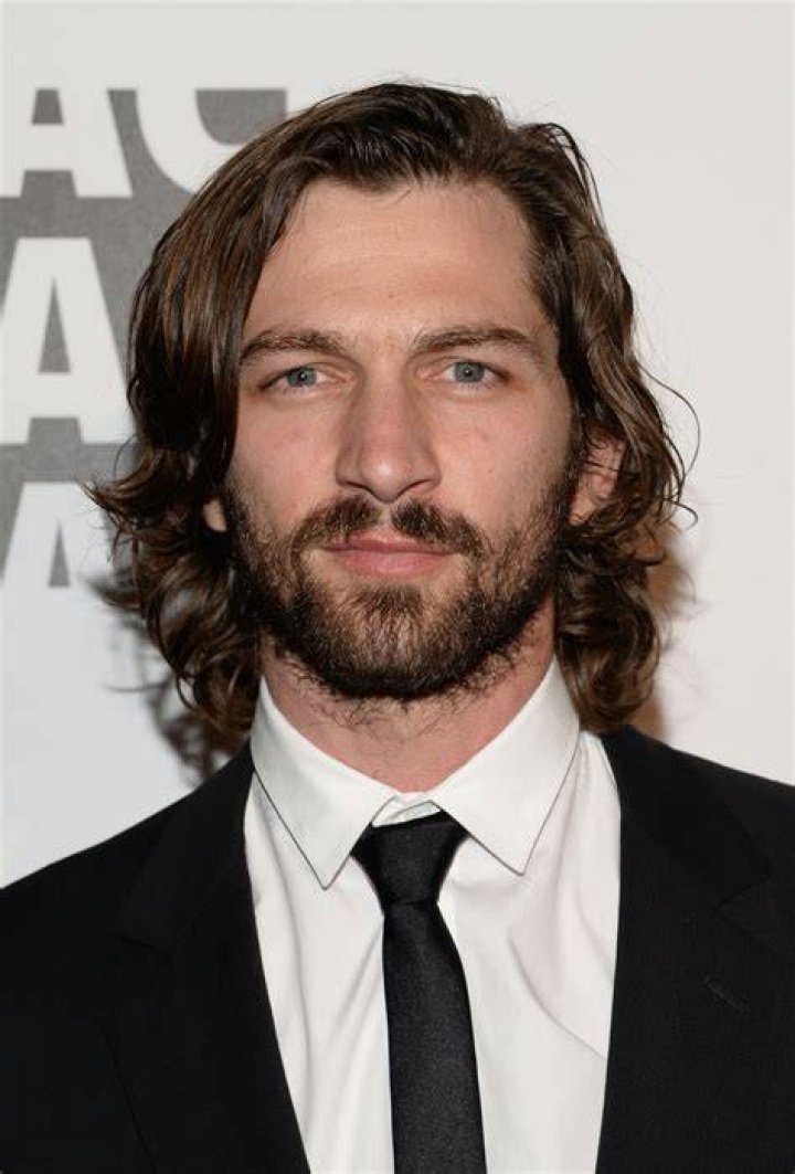Michiel Huisman Net Worth, Income, Salary, Earnings, Biography, How much money make?