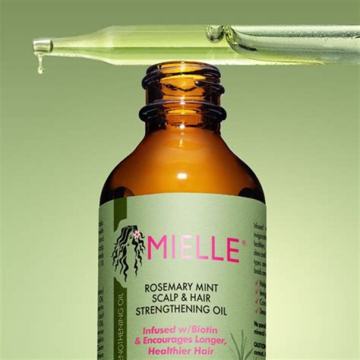 Mielle Organics Rosemary Mint Scalp & Hair Strengthening Oil&nbsp;