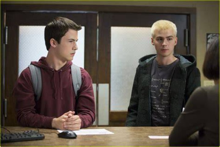 Miles Heizer, Gap, 13 Reasons Why, Netflix