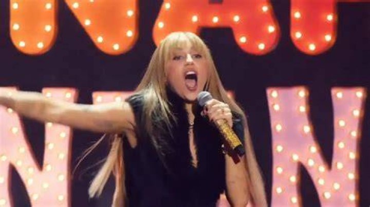 Miley Cyrus Breaks Down at Celebration for Late 'Voice' Star Janice Freeman