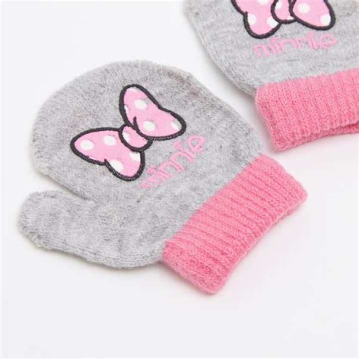 Minnie Mouse mittens