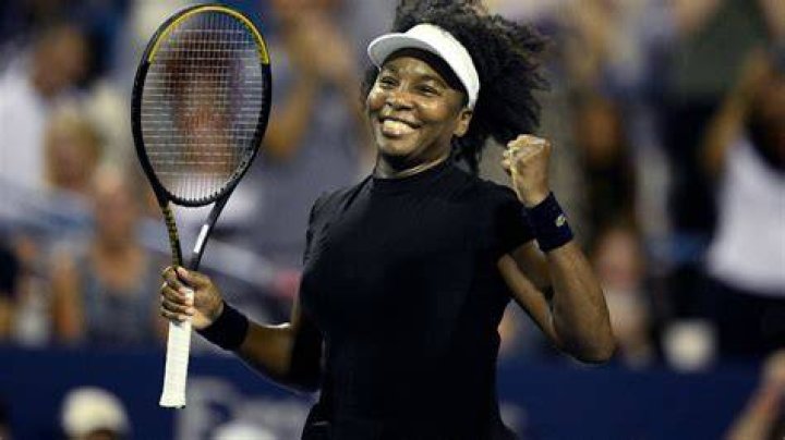 Moments before Venus Williams takes on Arantxa Sanchez Vicario in King Richard
