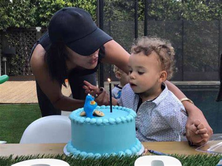  Naya held Josey by the hand as the two went shopping in California