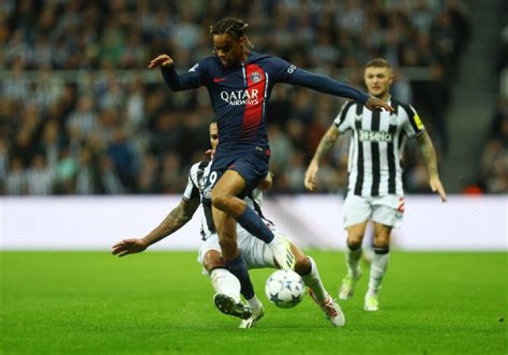 Newcastle run rings around United all night