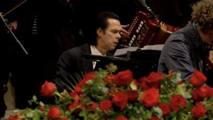 Nick Cave performed A Rainy Night in Soho for his pal Shane