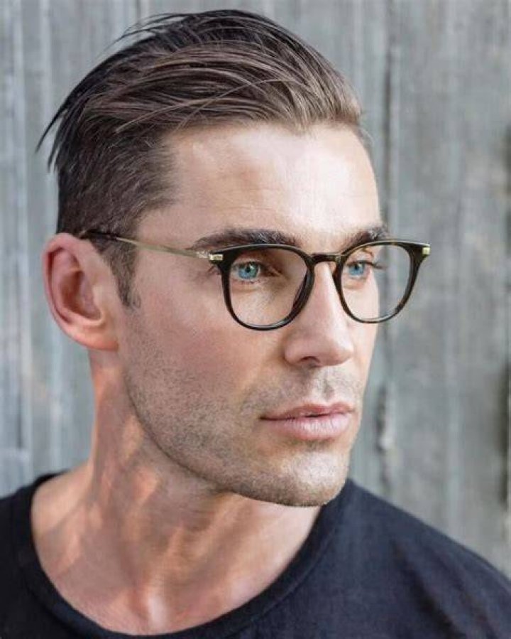 Nick Hounslow Net Worth, Income, Salary, Earnings, Biography, How much money make?