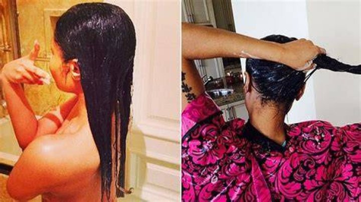 Nicki Minaj shower selfie