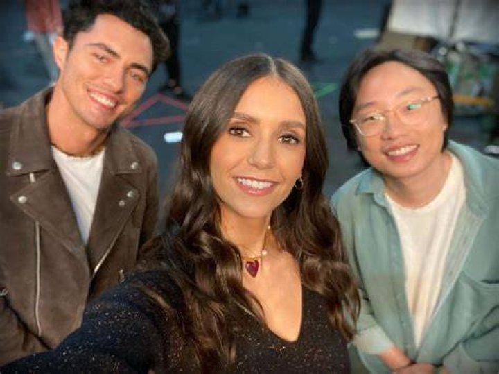 nina dobrev on live with kelly and michael