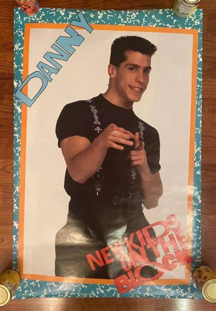 NKOTB Danny Pointing