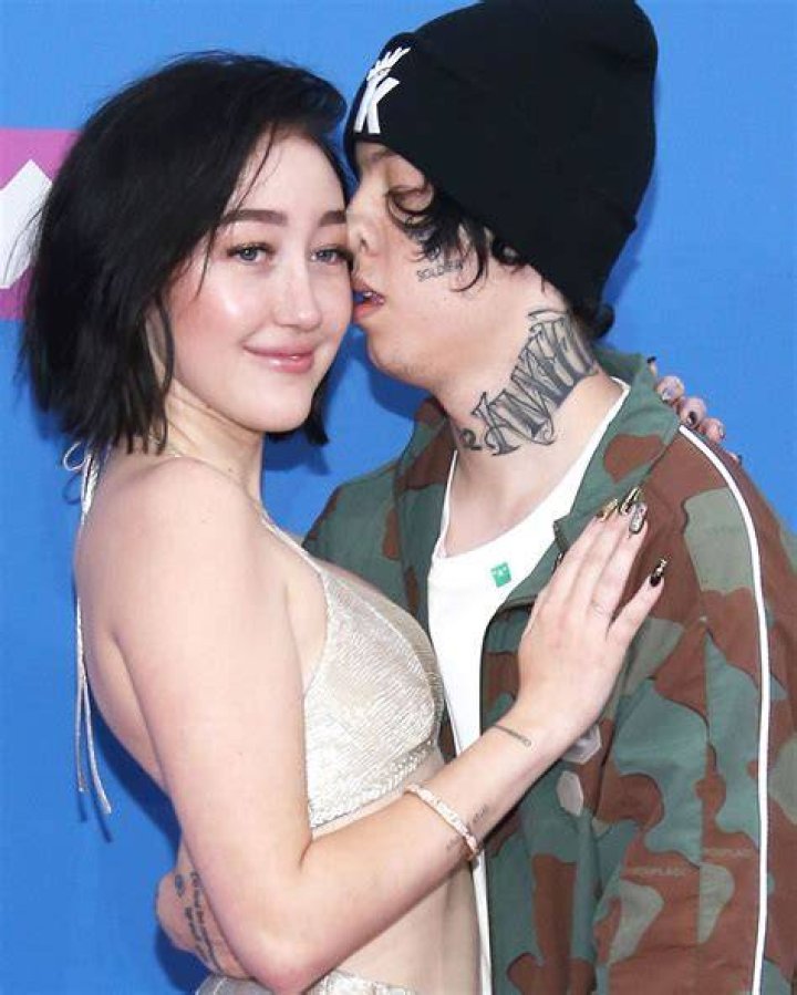 Noah Cyrus Lil Xan Spotted Together 1 Year After Messy Split