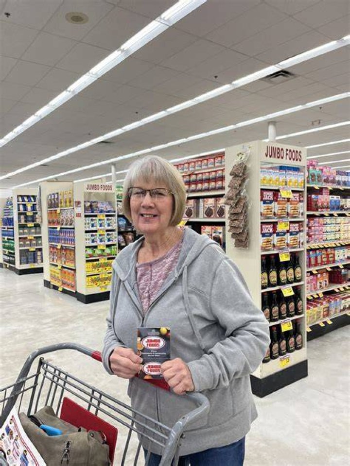 One lucky shopper got her hands on the sought after Aldi candle