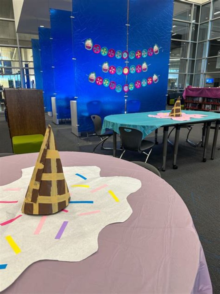 Otherwise, the party went off without a hitch as Psalm enjoyed his over-the-top, all-green birthday bash