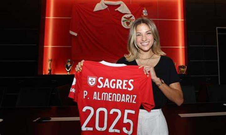 Paige Almendariz announced getting back together with Rob Holding via Instagram