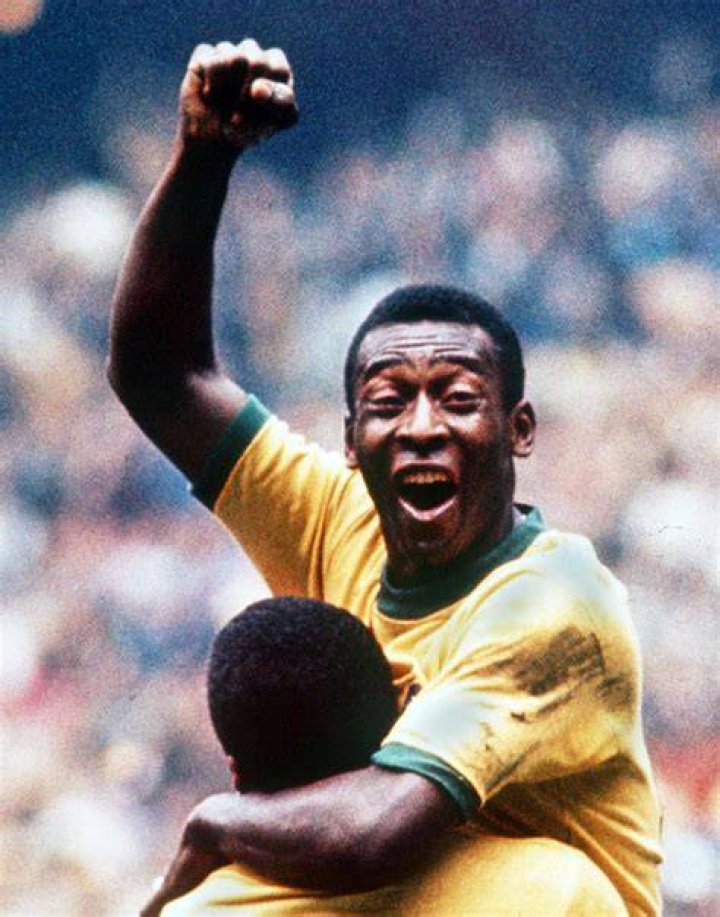 Pele in the iconic yellow shirt of Brazil