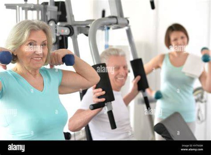People pictured exercising on Brondi beach amid Sydney's lockdown