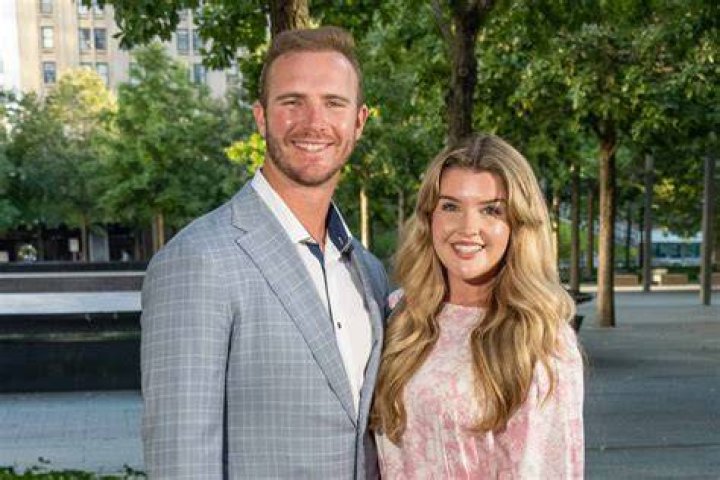 Pete Alonso and Haley started dating while in college